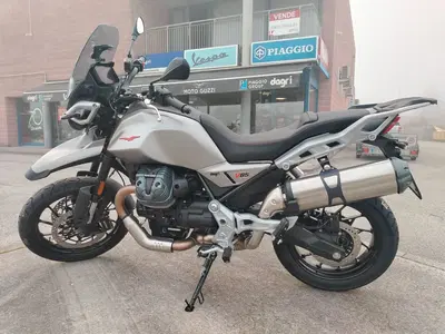 Moto Guzzi V85 Strada (2024 - 26) usata