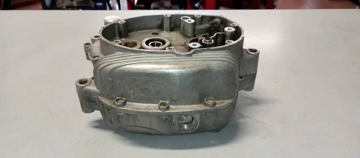 CARTER MOTORE MOTO MORINI 50 CORSARINO (4)