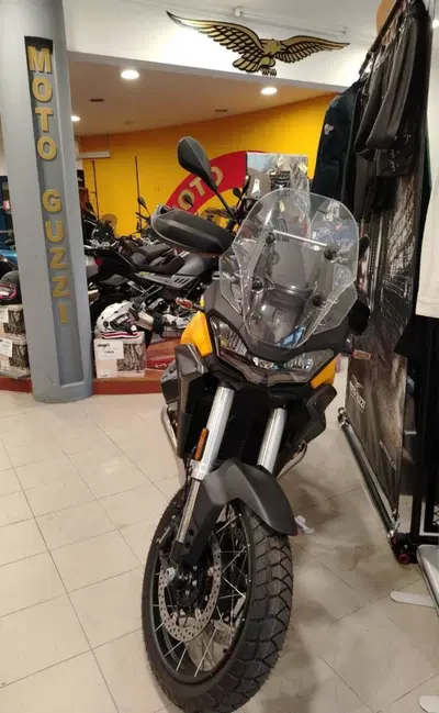 Moto Guzzi Stelvio (2024 - 26) nuova