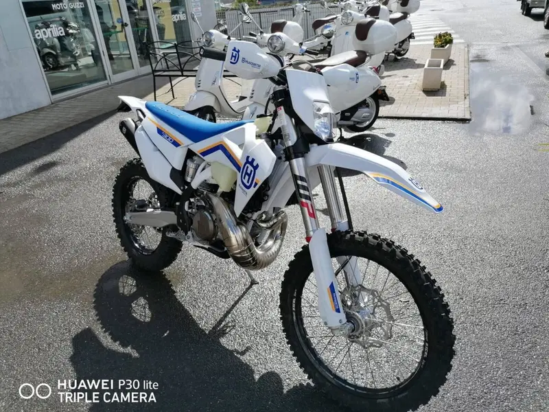 Husqvarna TE 300 Heritage (2023) (7)