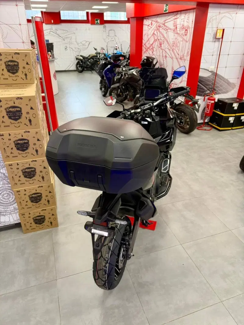 Honda X-ADV 750 Special Edition Adventure (2026) (4)