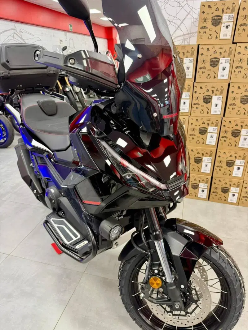 Honda X-ADV 750 Special Edition Adventure (2026) (5)