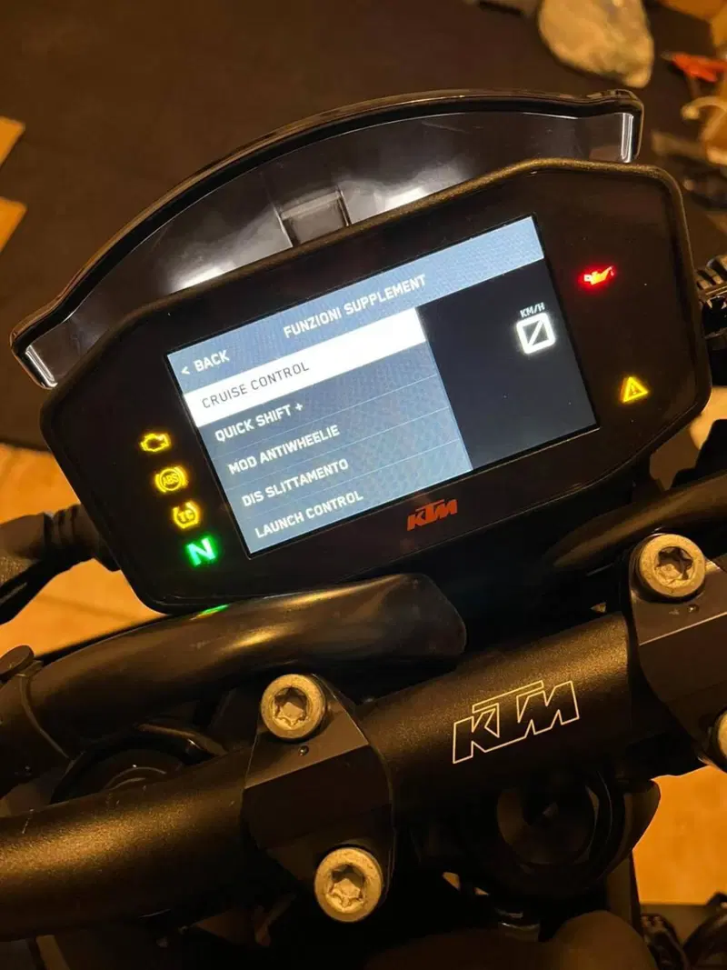 KTM 890 Duke (2021 - 23) (7)