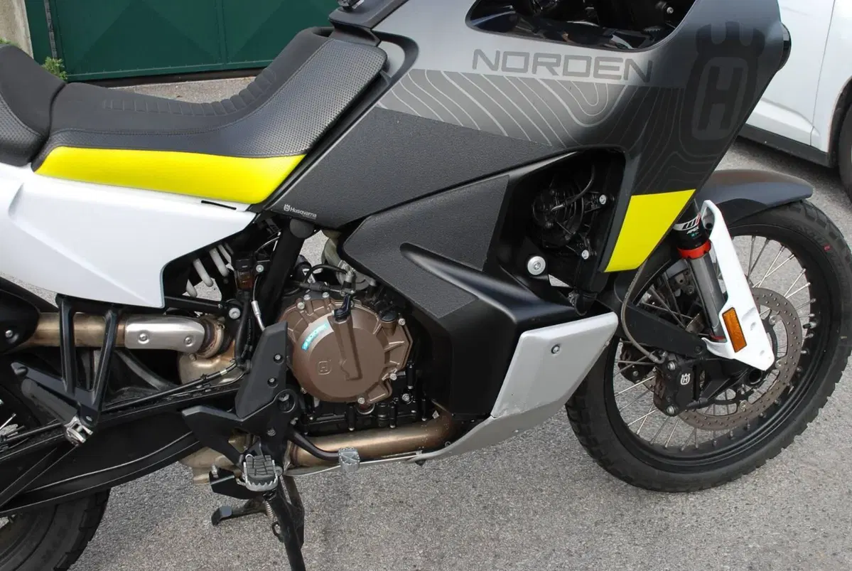 Husqvarna Norden 901 (2022 - 26) (5)
