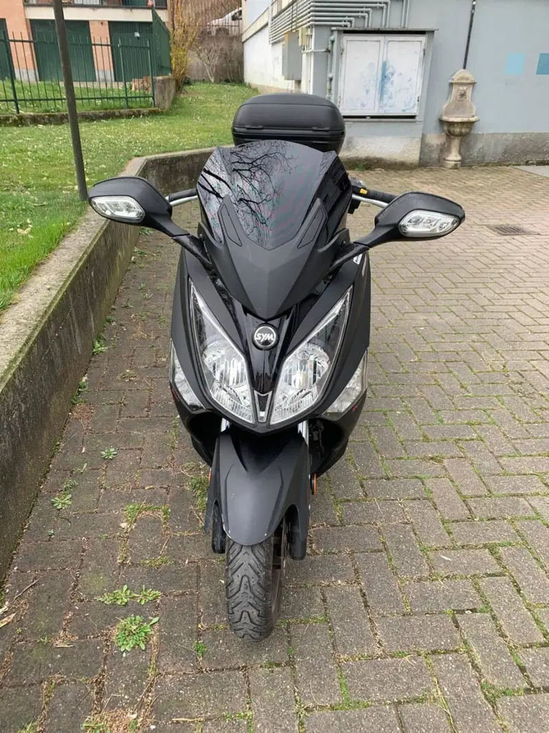 Sym Joymax 300 i ABS (2012 - 18) (3)