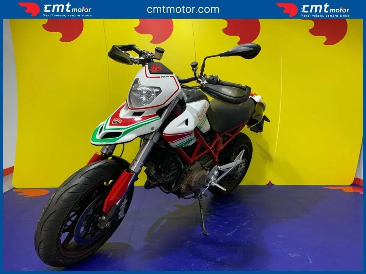Ducati Hypermotard 1100 (2007 - 09) (4)
