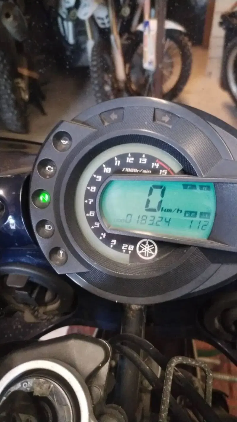 Yamaha FZ6 Fazer (2004 - 07) (3)