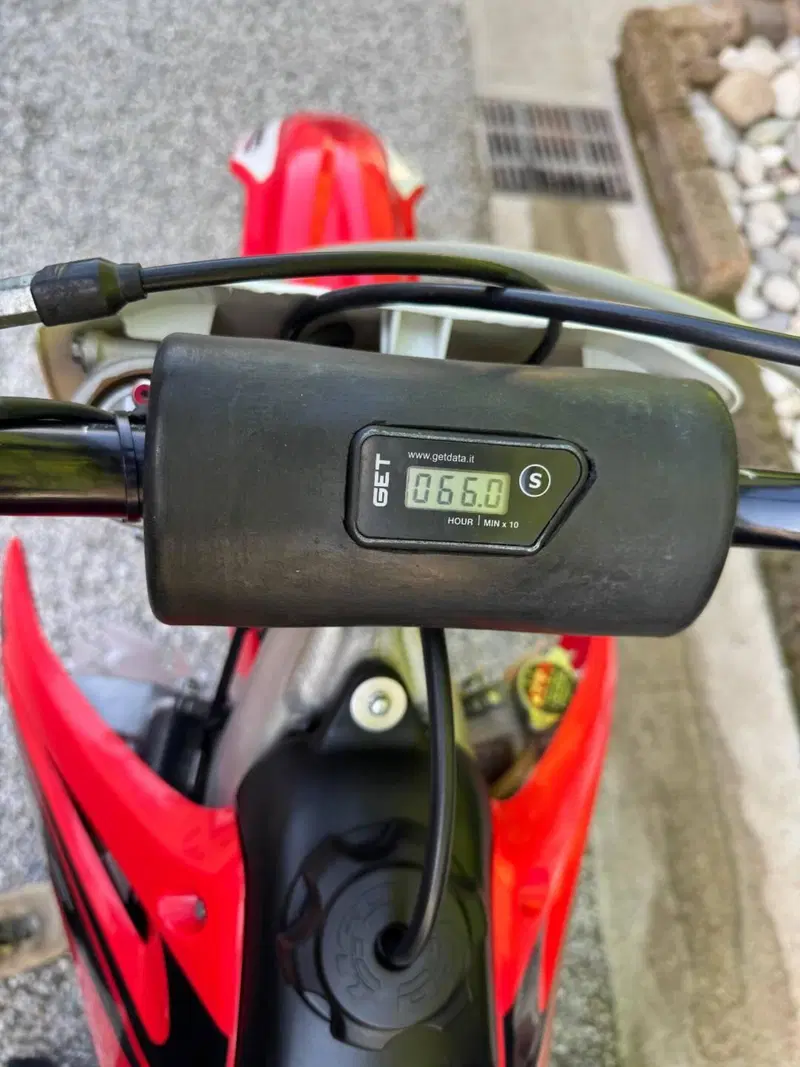 Honda CR 250 R (2005) (2)