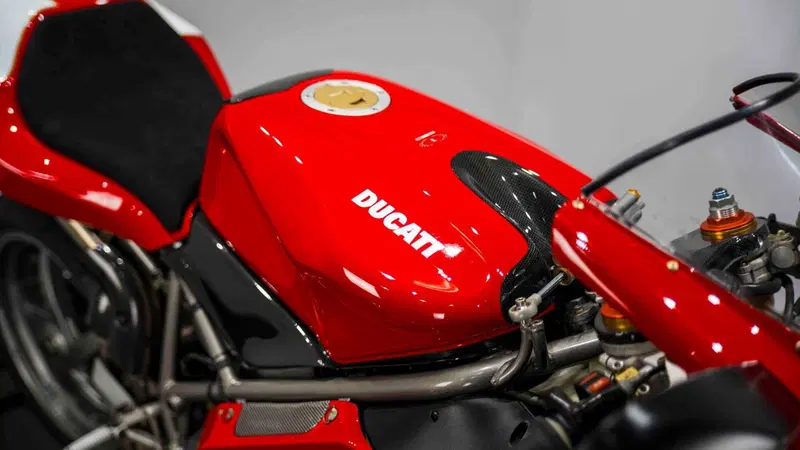 Ducati 998 (2001 - 02) (10)