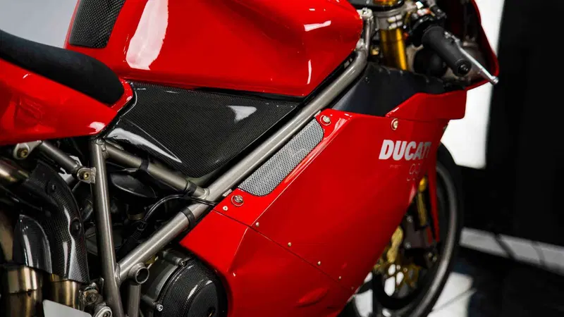 Ducati 998 (2001 - 02) (13)