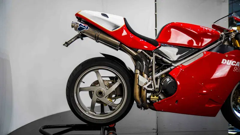 Ducati 998 (2001 - 02) (19)