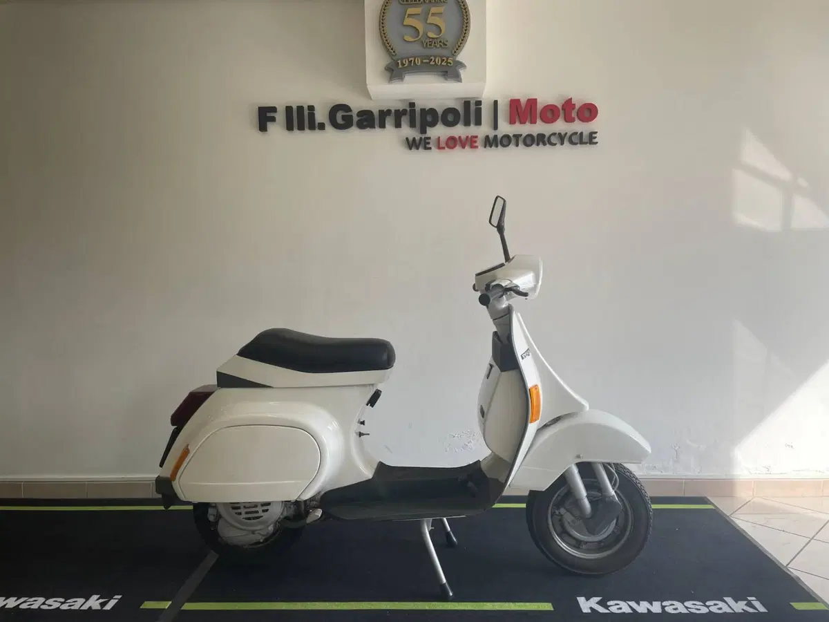 Piaggio VESPA 50 PK (2)