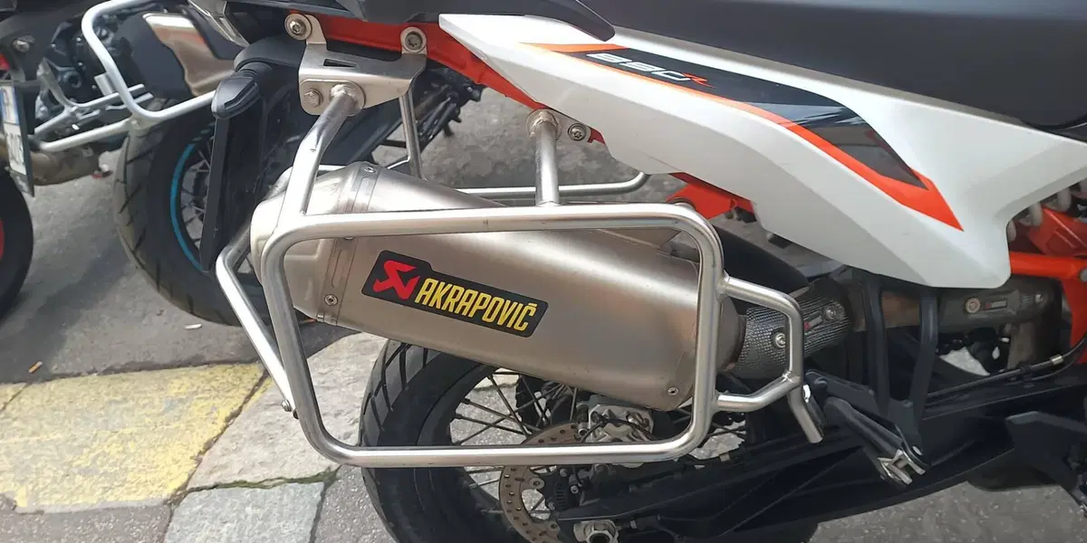 KTM 890 Adventure R (2022) (11)