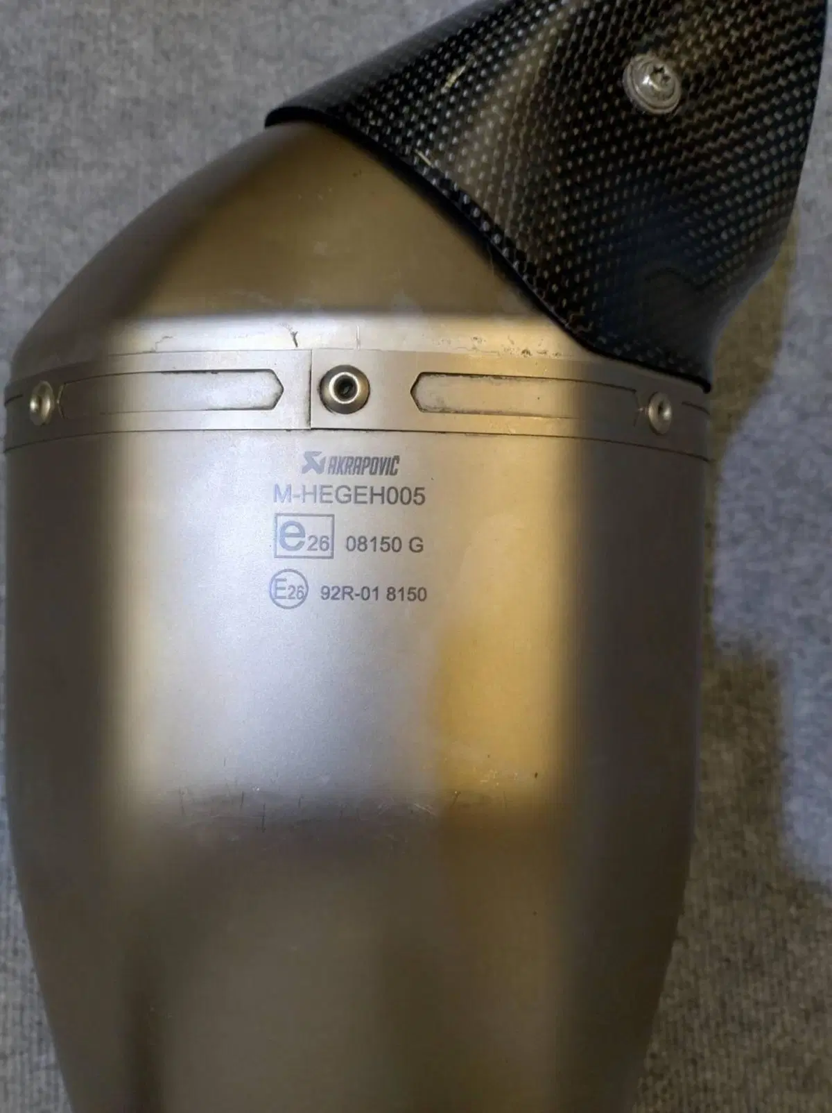 Scarico Completo + CAT Akrapovic Kawasaki Z 650 ‘1 (9)