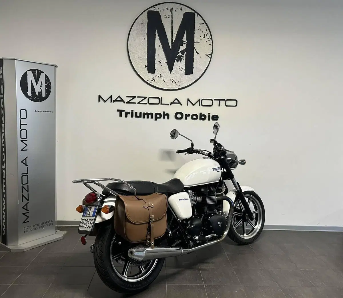Triumph Bonneville (2007 - 16) (2)