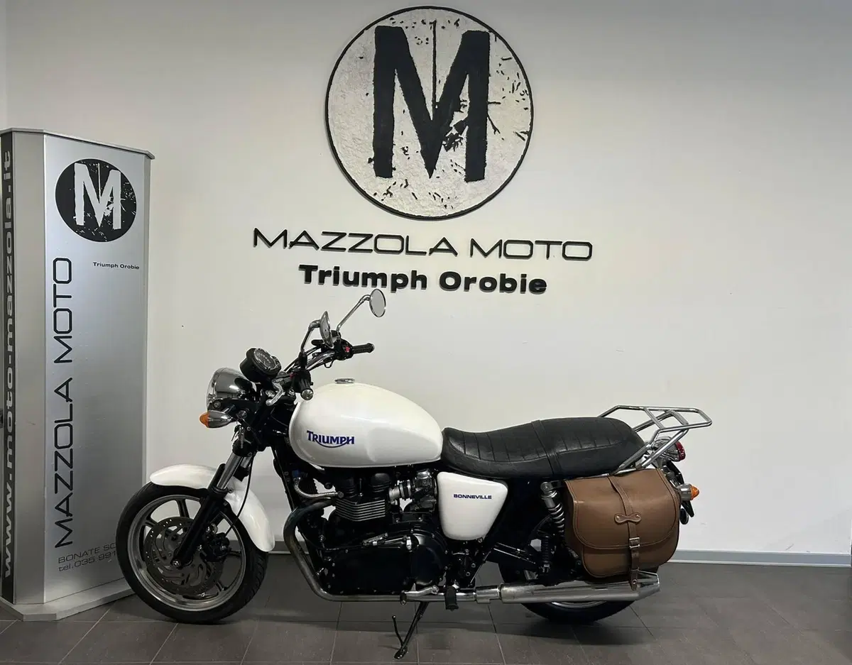 Triumph Bonneville (2007 - 16) (3)