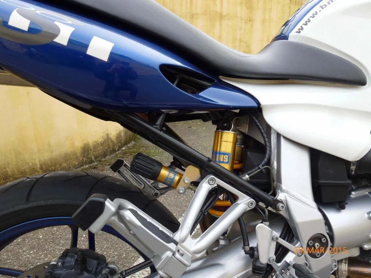 Bmw R 1100 S Replika (8)