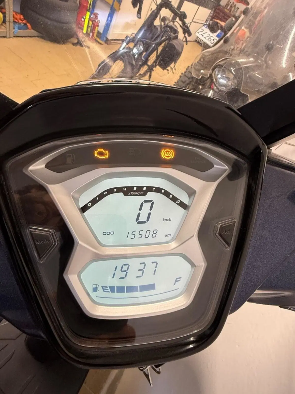 Kymco People 150i One E4 ABS (2020) (5)