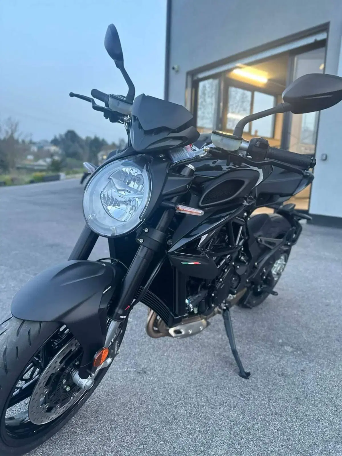 MV Agusta Brutale 800 R (2023 - 25)