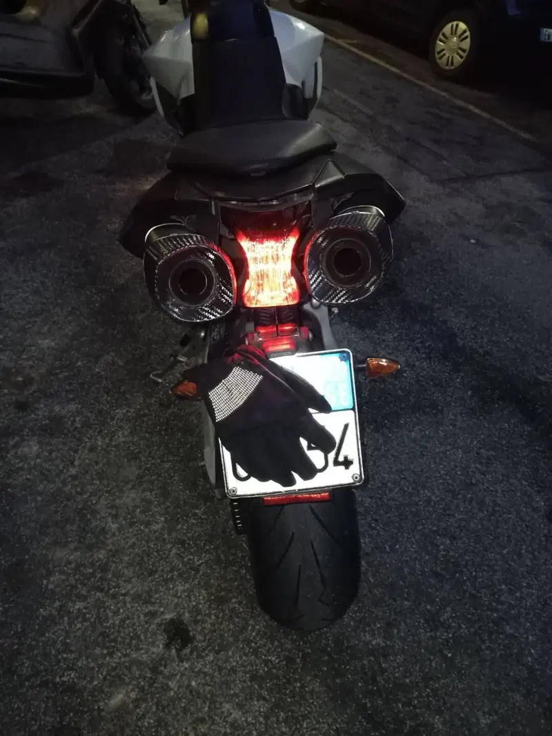 Aprilia Dorsoduro 750 (2009 - 14) (7)
