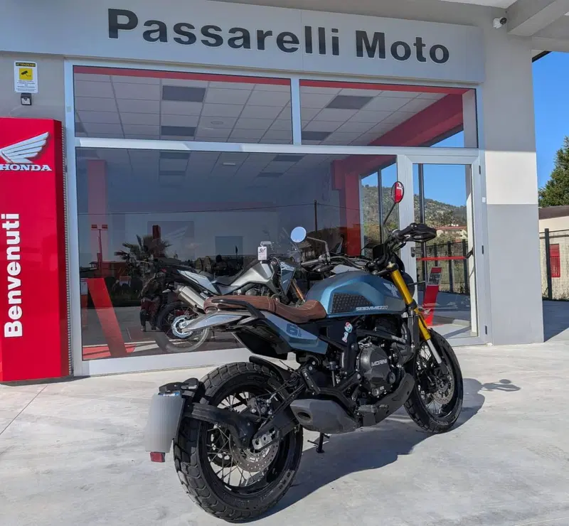Moto Morini SEIEMMEZZO SCR (2022 - 26) (3)