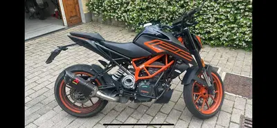 KTM 125 Duke (2021 - 23) usata