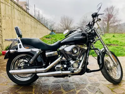 Harley-Davidson 1584 Super Glide Custom (2008 - 13) - FXDC usata