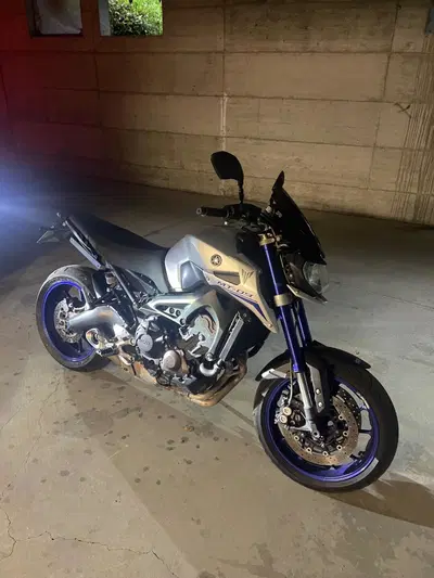 Yamaha MT-09 Street Rally (2014 - 16) usata