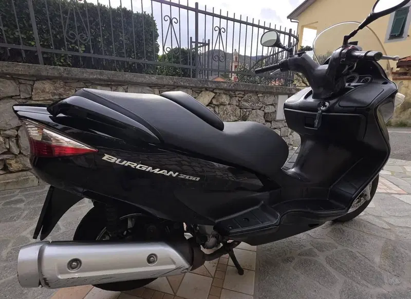 Suzuki Burgman UH 200 (2006 - 12) (9)