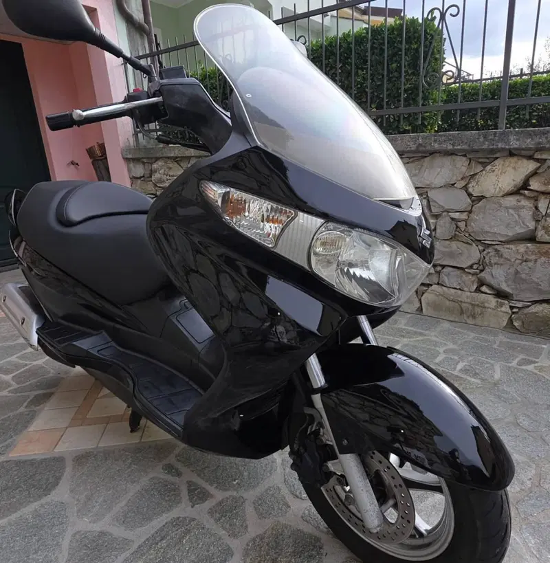 Suzuki Burgman UH 200 (2006 - 12) (10)