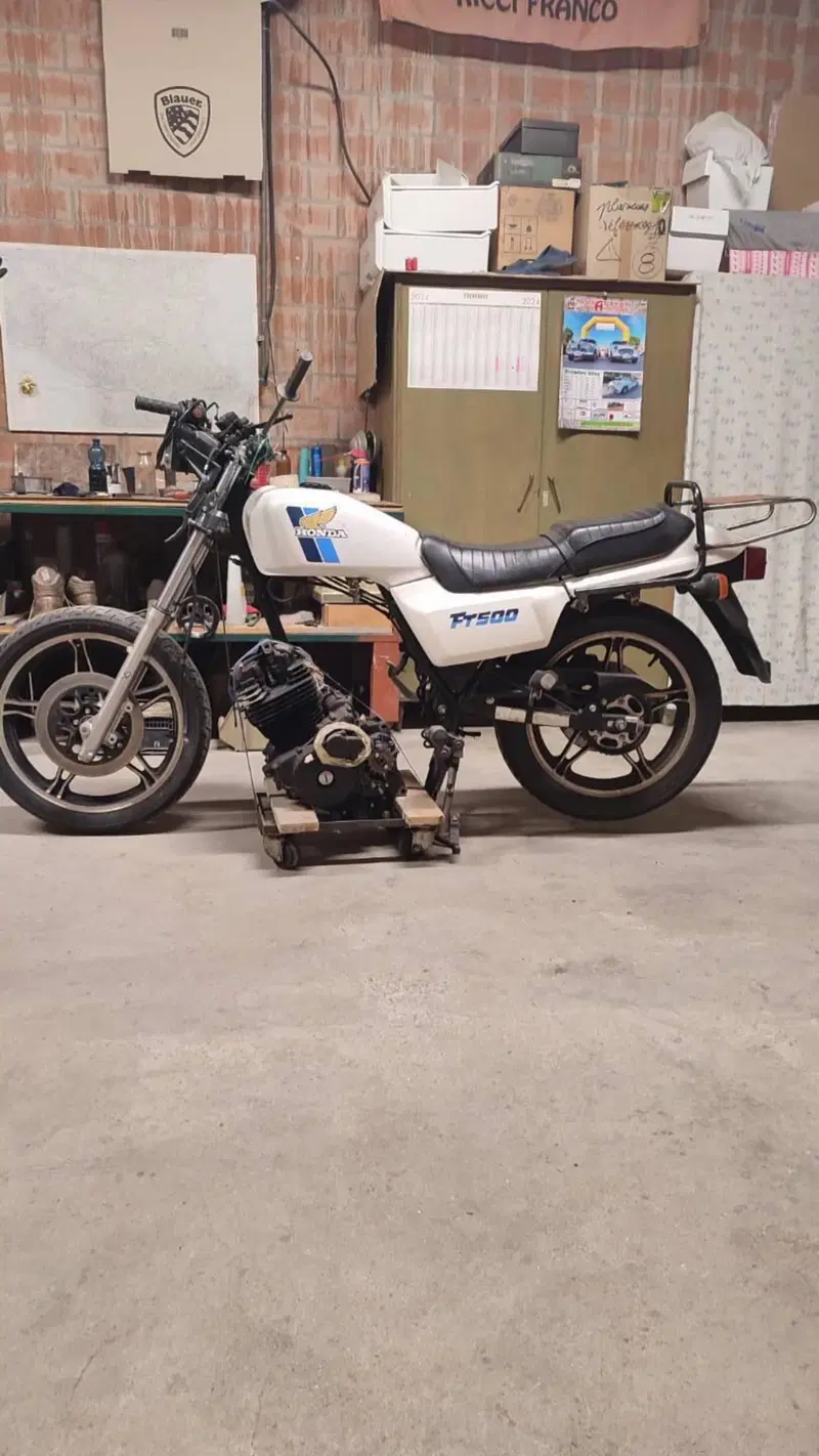 Honda FT 500 (7)