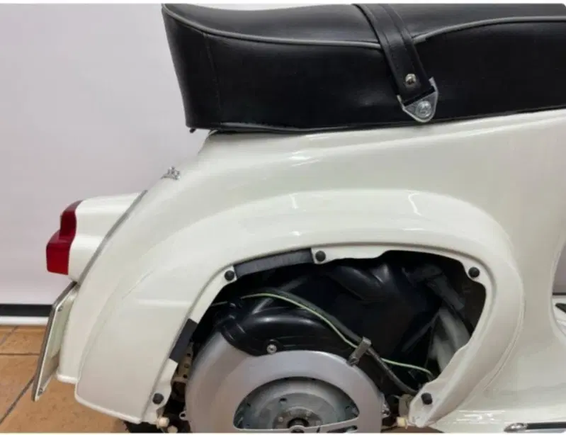 Piaggio 125 PRIMAVERA (3)