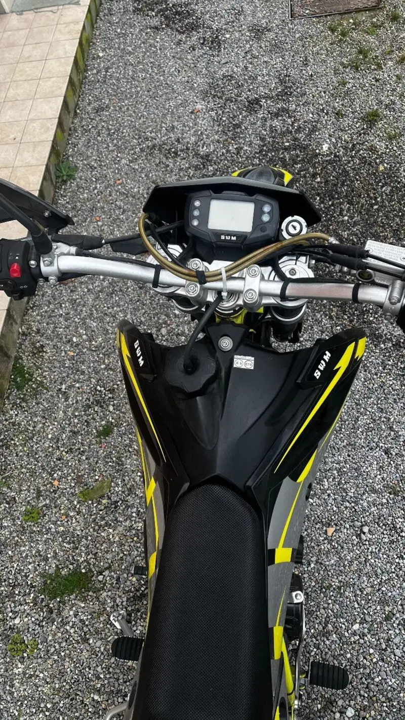 Swm RS 125 R (2021 - 23) (5)