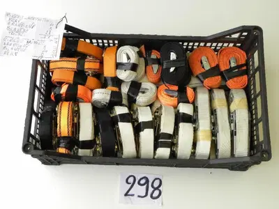 Cinghie con e senza cricchetto per fissaggio moto