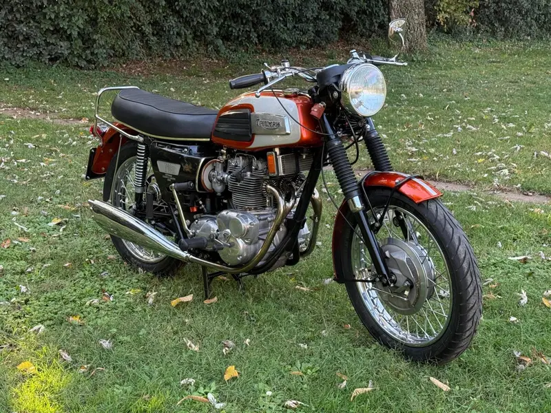 Triumph T150 Trident (7)