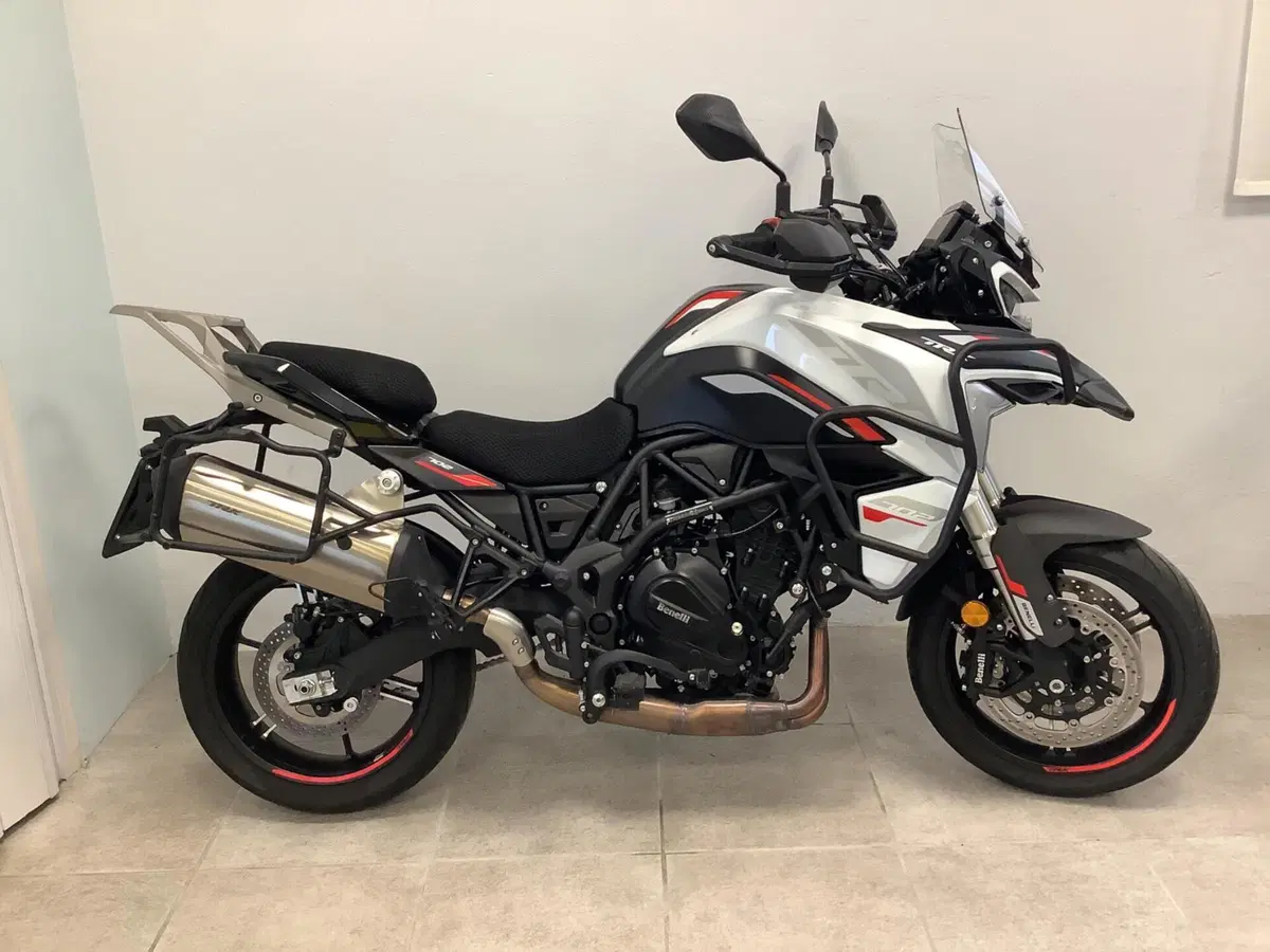 Benelli TRK 702 (2023 - 25) (4)