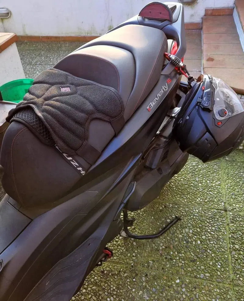 Piaggio Beverly 400 S ABS-ASR (2021 - 24) (6)