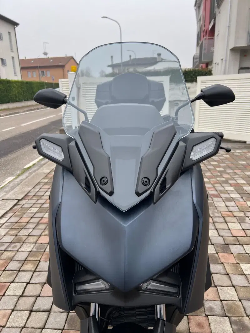 Yamaha X-Max 300 (2021 - 24)