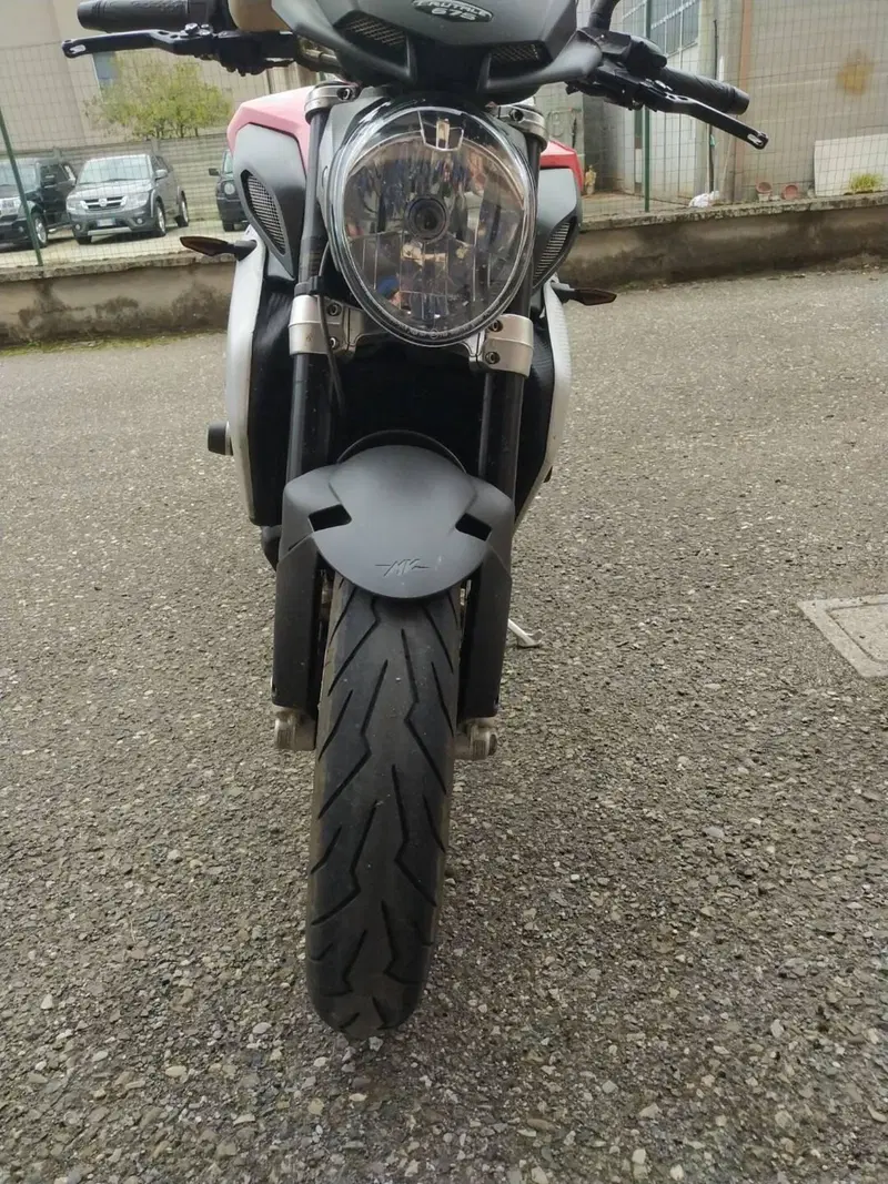 MV Agusta Brutale 675 (2011 - 15) (4)