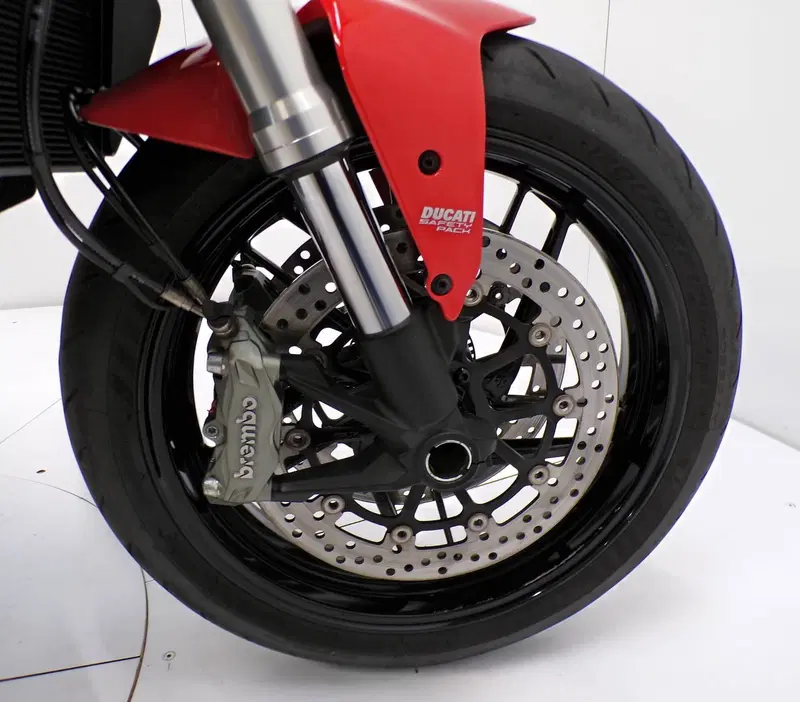 Ducati Monster 821 ABS (2014 - 17) (11)