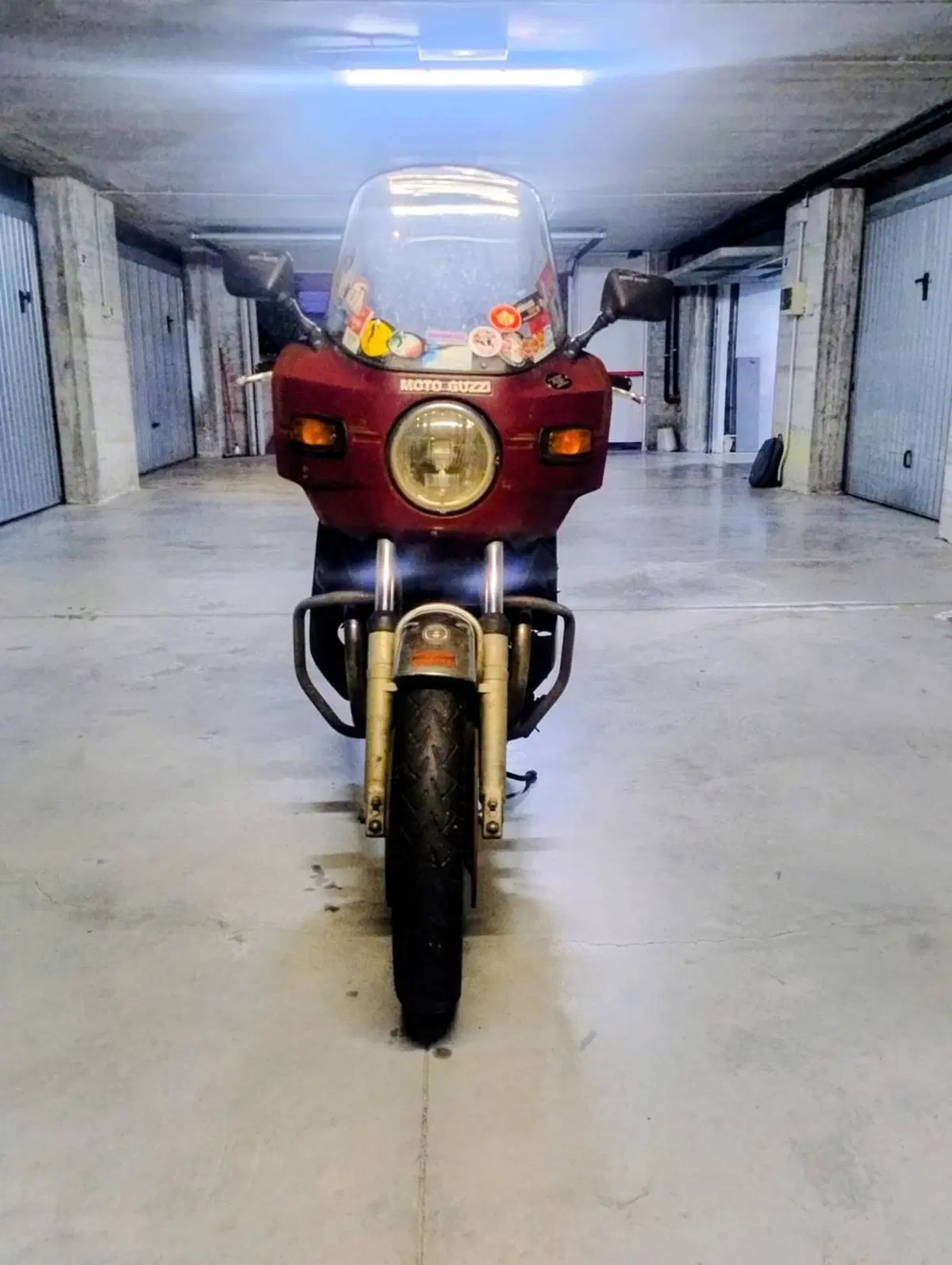 Moto Guzzi 850T4 (2)