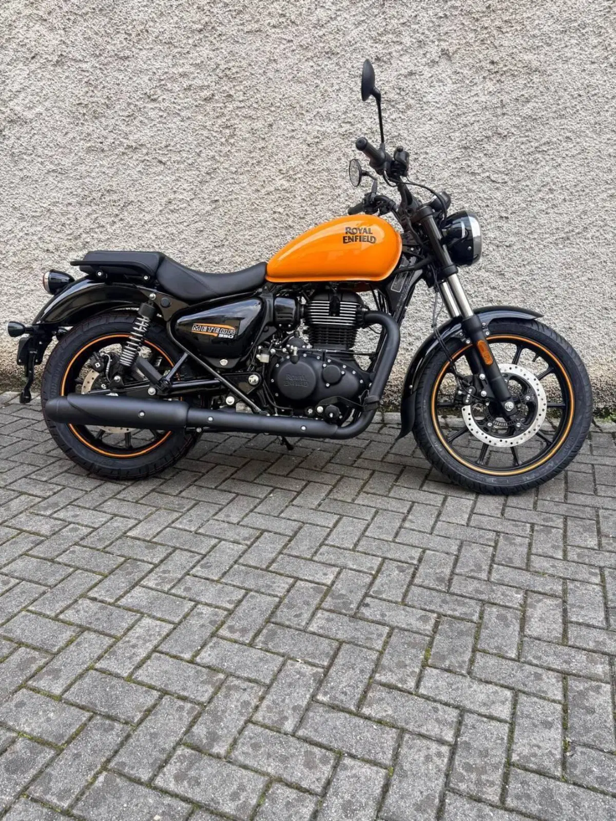 Royal Enfield Meteor 350 (2021 - 26) (2)