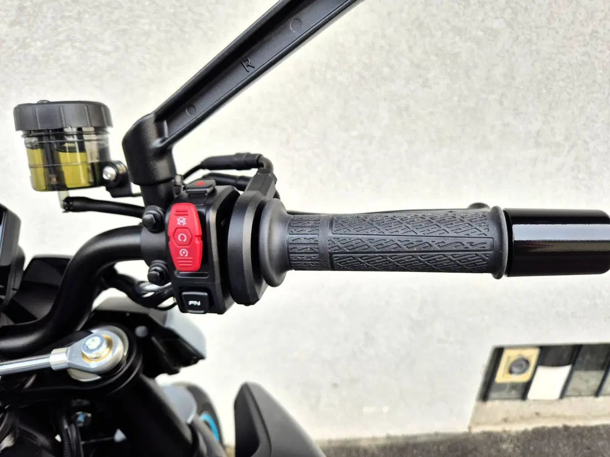 CFMOTO 675NK (2025 - 26) (16)