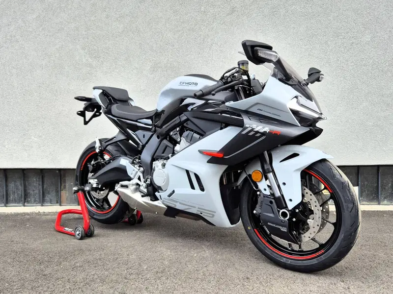 CFMOTO 675SR-R (2025 - 26) (2)