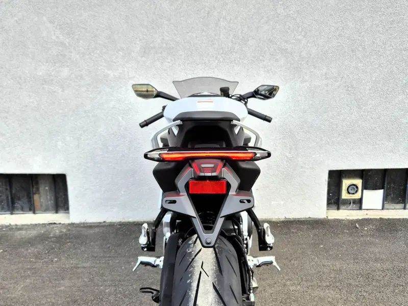 CFMOTO 675SR-R (2025 - 26) (7)