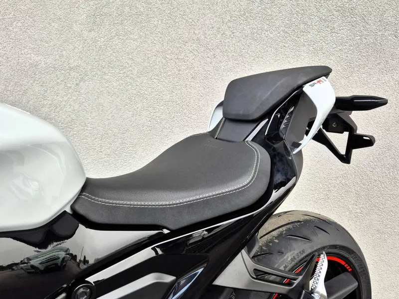 CFMOTO 675SR-R (2025 - 26) (13)