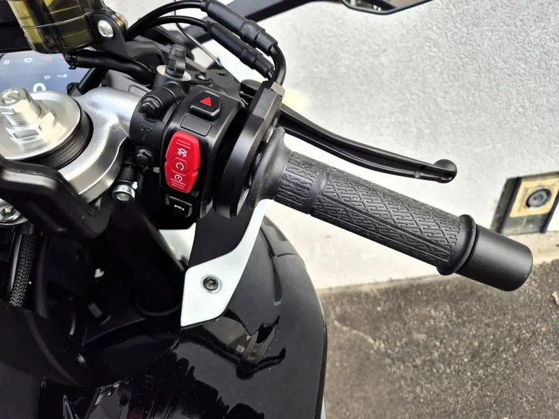 CFMOTO 675SR-R (2025 - 26) (16)