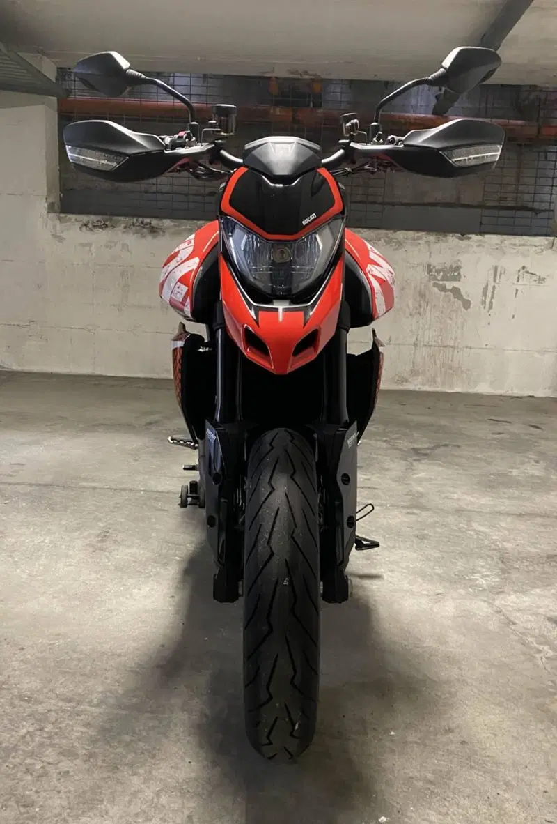 Ducati Hypermotard 950 RVE (2022 - 25) (3)
