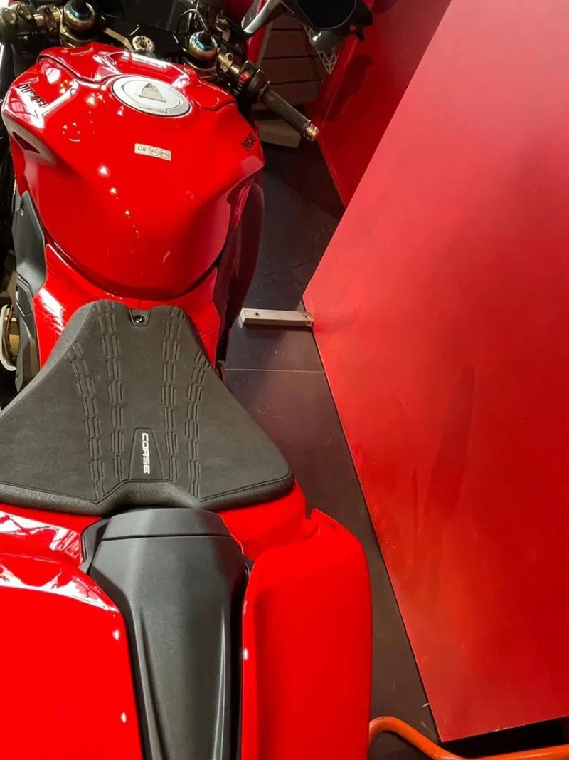 Ducati Panigale V4 S (2025 - 26) (4)