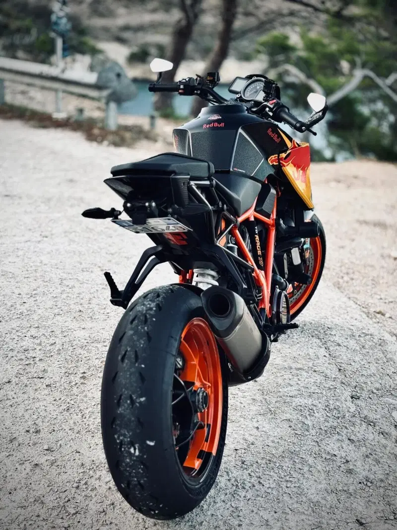 KTM Super duke r (6)